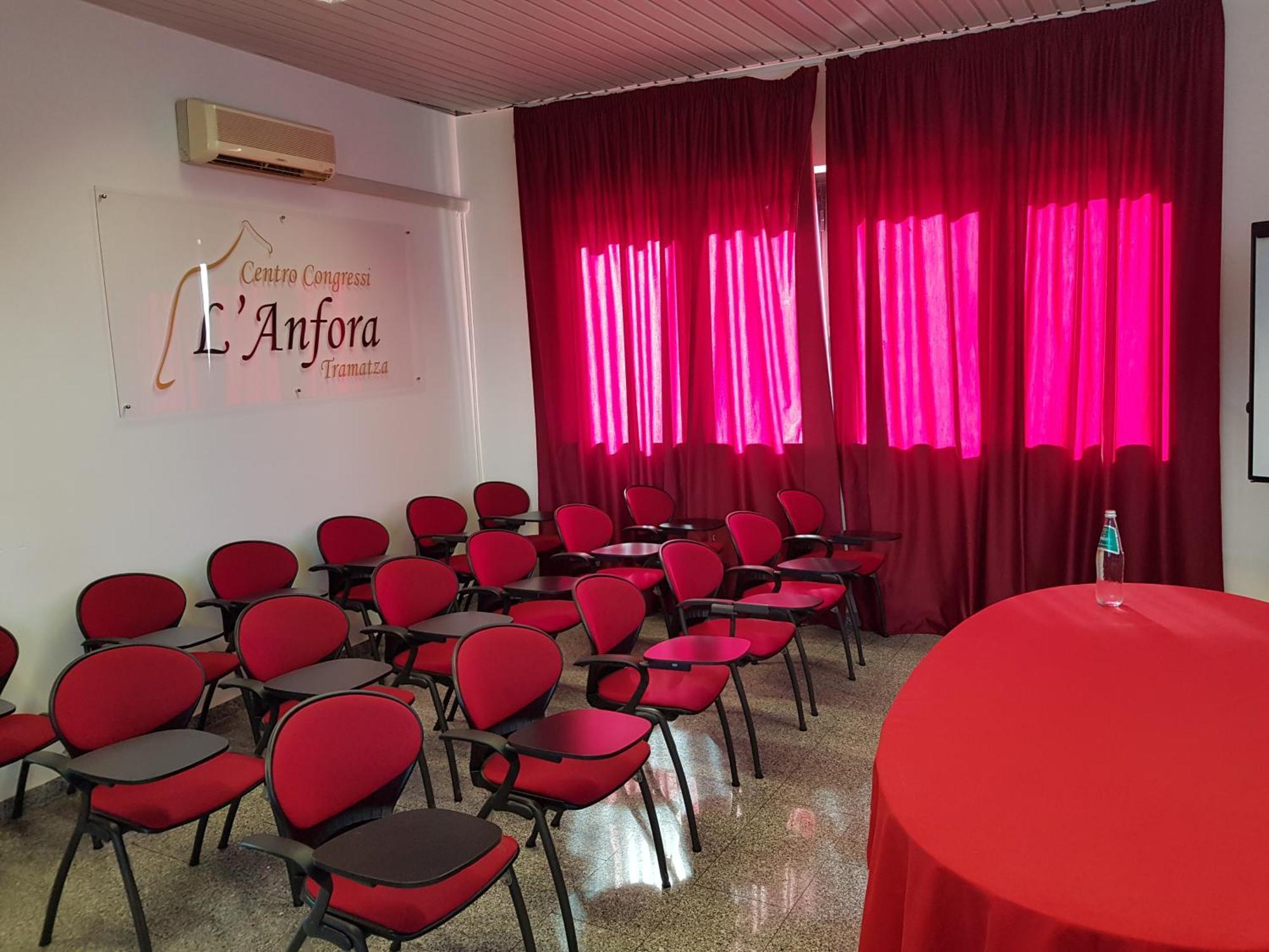 L Anfora Hotel Tramatza Exterior photo